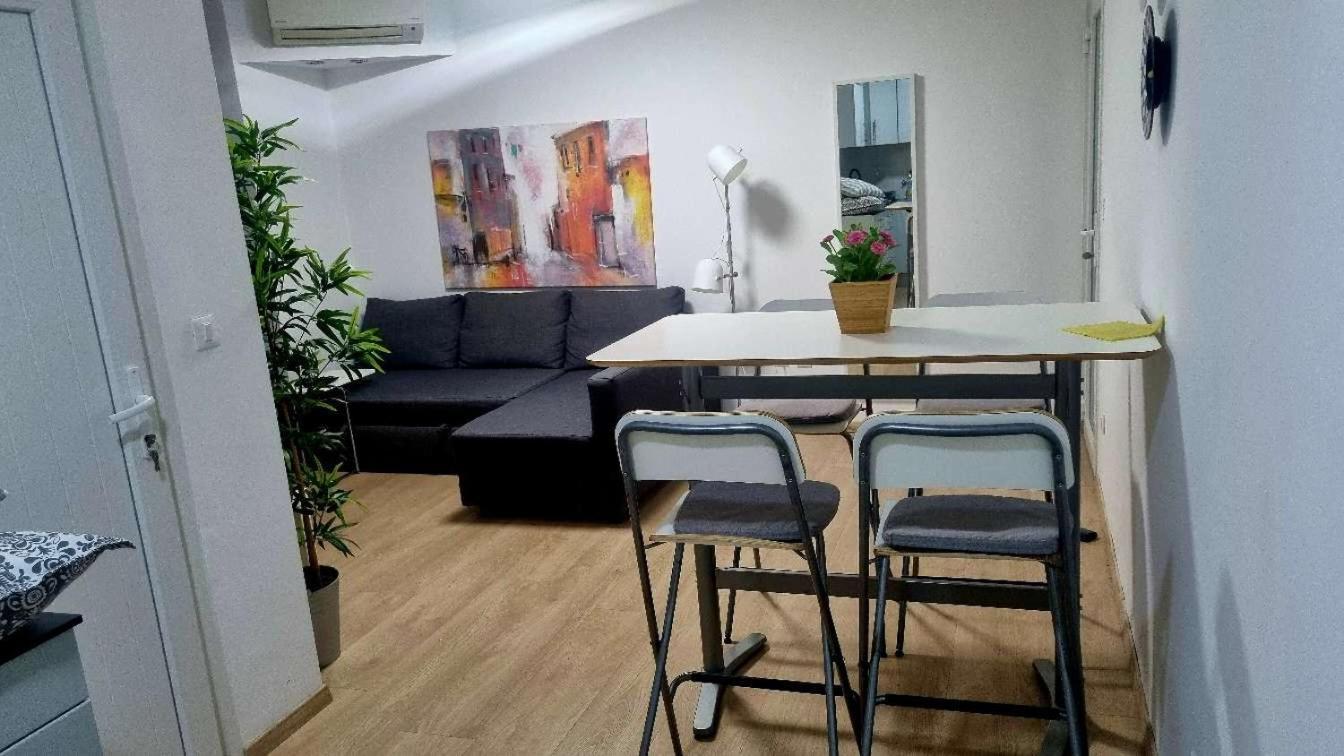 Leomi Appartamento Rovigno
